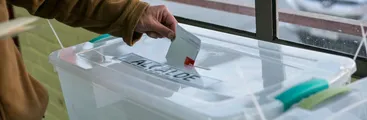 Si el neoliberalismo es una etapa del capitalismo ¿Qué palogruesos estarán sobre la Nueva Constitución?