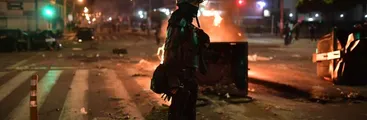 Al menos 27 hechos de violencia sexual cometidos presuntamente por la policía en 22 días de Paro Nacional en Colombia