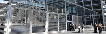 Absueltos por incendio en hotel de Santiago son de igual forma condenados a 6 años por lanzar molotov