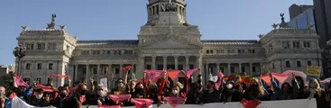 Argentina aprobó cupo laboral trans-travesti convirtiéndose en el segundo país en Latinoamérica en adoptarlo