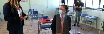 Siguen siendo tercos: Gobierno busca mantener colegios abiertos en cuarentena
