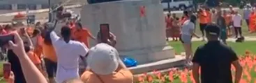 ¿A qué se refirió Elisa Loncon cuando habló de cadáveres de niños en Canadá?