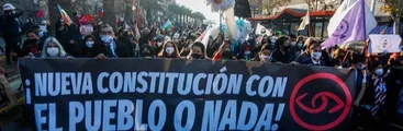 Nueva Constitución con el pueblo o nada