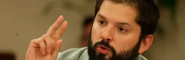 Golpeado e increpado por su rol en la prisión política: Presos del Estallido rechazaron visita de Boric