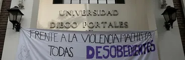 Corte Suprema dejó sin efecto sanciones que la UDP efectuó contra once estudiantes que participaron de movilizaciones feminista en 2019