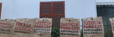 Estudiantes se tomaron sede del INDH exigiendo la libertad de las y los presos políticos