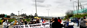 Vecinas/os de Altos de Coronel denuncian múltiples problemas propios de “viviendas desechables”