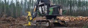 Ataque a forestal Mininco en Santa Bárbara: Dos camiones y cinco maquinarias quemadas