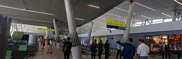 Gobierno relaja medidas preventivas de ingreso a Chile en medio de aumento de circulación de variantes más agresivas