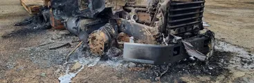 Ataques incendiarios contra Forestal Arauco y empresa de áridos dejaron múltiples maquinarias destruidas
