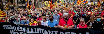 Más de 400 mil personas reclamaron en Barcelona la independencia de Cataluña