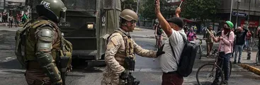 Estudio de Fundación SOL indica que pensiones de militares y policías superan por más del triple a las de civiles que cotizan en AFP