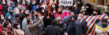 Pobladores/as sin techo protestaron al interior del municipio de Tomé por incumplimiento de acuerdos de viabilidad de proyecto habitacional