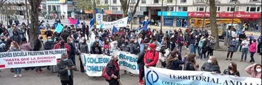 Profesoras/es marcharon en Concepción contra veto presidencial a mejoras laborales