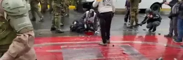 Mujer muere durante represión a manifestación en Plaza Dignidad