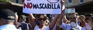 Papeles de Facebook: Compañía permitió crecimiento de contenido antivacuna para aumentar visitas y ganancias