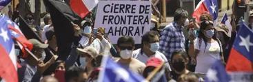 Aumentan las expresiones xenófobas por crisis migratoria en medio del abandono del Gobierno