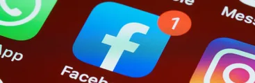 Estudio señala que personas de derecha caen con mayor facilidad en noticias falsas en Facebook