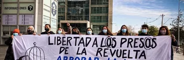 "Para la clase política es más importante su circo electoral": Familias de presas y presos políticos del Estallido por nuevo aplazamiento en proyecto de indulto