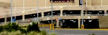 Pese a que aumentó a 23 contagios: Seremi de Salud autorizó funcionamiento de Ripley del Mall el Trébol