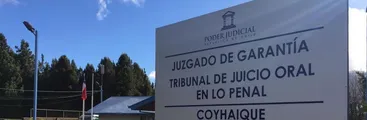 Juez se inhabilitó en caso de jueza que filtró información a familiar narcotraficante en Coyhaique