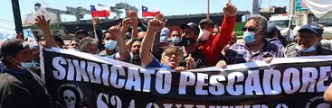 Enap deberá pagar indemnización por derrame de petróleo tras gran movilización de pescadores en Quintero