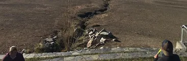 Mesa en defensa de lago Caburgua exige a latifundista retirar dique que desvió río Trafampulli