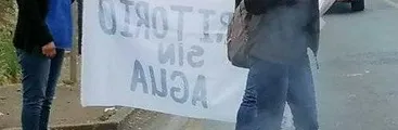 Quince días sin agua potable: Familias de Boyeco acusan abandono estatal y nula fiscalización municipal en la entrega del suministro