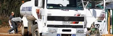Tapando el sol con un dedo: Negocio de camiones aljibe ha costado al Estado casi $10 mil millones en lo que va del año
