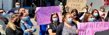 Trabajadoras/es de Lider Express protestaron por muerte de cajera tras denunciar maltrato laboral en sucursal penquista