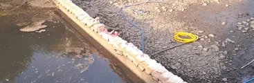 Acusan a Essbio de robar agua y secar el río El Maggie en Quirihue a través de un tranque y moto bombas