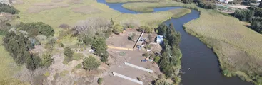 Inmobiliarias destruyen sitio arqueológico y humedal Boca Maule en Coronel