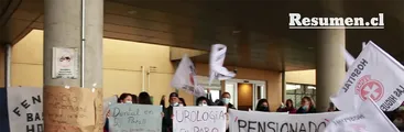 Hasta trabajadores/as almorzando en las escaleras: La movilización por mejoras en condiciones de trabajo en el Hospital Higueras