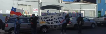 Trabajadores/as de colegio Bautista consiguen reajuste salarial y bonificación de incentivo al retiro tras huelga y protestas a las afueras del establecimiento