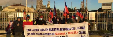 Represión policial e intransigencia de Enap marcan segundo día de huelga de trabajadores/as de empresa contratista Conecta