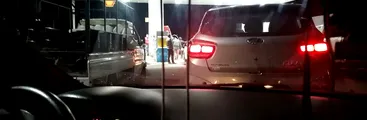 Dueños de camiones y gerentes de ENAP ponen al país patas arriba ante la levedad del Gobierno