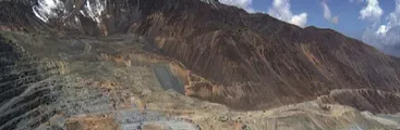 Otra vez la trampa entre la propiedad y el acceso a los recursos naturales en la Constitución