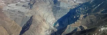El extractivismo expectante: La concesión minera de la Constitución del 80 amenaza la nueva Constitución