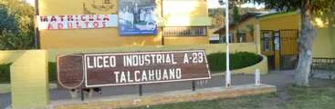 Municipio de Talcahuano entregaría terreno fiscal a proyecto educativo técnico-privado mientras el único industrial público arrastra años de abandono 