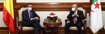 Argelia suspende relaciones comerciales con España