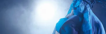 TEATRO| “El fuego que llevamos dentro”, obra acerca del brutal asesinato de la joven lesbiana, Nicole Saavedra Bahamondes, está disponible hasta el domingo