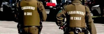 Detienen a dos carabineros por robar con armamento y encapuchados una camioneta en Arauco