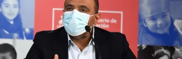 Ministro de Educación profundiza la desprofesionalización de docentes, imponiéndoles realizar labores inespecíficas en escuelas