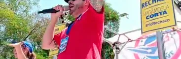 Grupo del Rechazo liderado por Pancho Malo intimidó a la senadora Fabiola Campillai en la vía pública