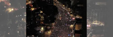 Multitudinario acto del Apruebo con cientos de miles de personas marca cierre de campaña en Santiago