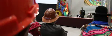Bolivia termina con las AFP, nacionaliza los fondos y crea un sistema estatal de pensiones