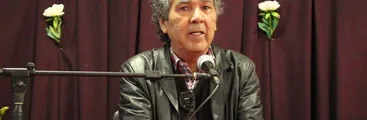 Hernán Rivera Letelier: “Yo necesito todos los días una dosis de silencio y de soledad. Y eso me lo enseñó el desierto”