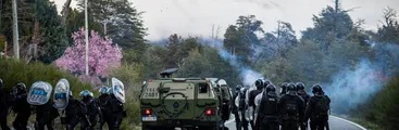 Argentina: Ministra renuncia a su cargo en protesta por violento desalojo a comunidad mapuche