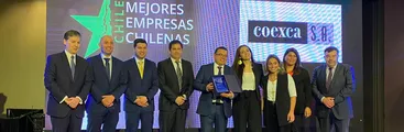 Lavado de imagen: Chanchera Coexca recibe premio "Mejor empresa chilena" mientras comunidades rurales soportan el hedor y la contaminación