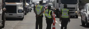 Camioneros y pacos